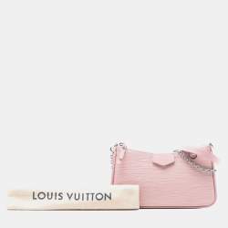 مملوكة مسبقًا حقيبة لويس فيتون إيزي إيبي وردية على حزام