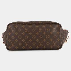 مملوكة مسبقًا حقيبة لوي فيتون نيفرفول روز بيج مونوغرام متوسطة الحجم