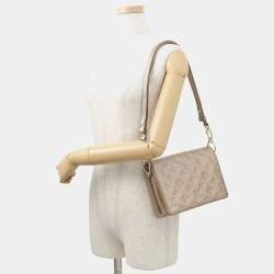 مملوكة مسبقًا وسادة لويس فويتون ذهب جلد الحمل الصغير بي بي