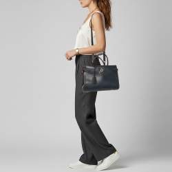 مملوكة مسبقًا Louis Vuitton Twist Indigo Epi Leather Tote Bag