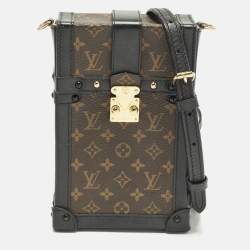 مملوكة مسبقًا Louis Vuitton Vertical Trunk Black Monogram Canvas Pochette Bag