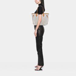 Pre Owned حقيبة لوي فيتون نيفرفنول دامير أزور أبيض إم إم