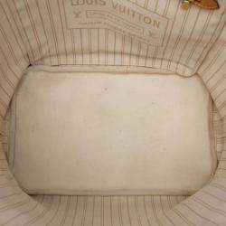 Pre Owned حقيبة لوي فيتون نيفرفول دامير أزور بيضاء مقاس متوسط