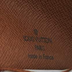 Pre Owned حافظة بطاقات التعريف لوي فيتون جلد تايغا بني