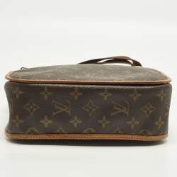 مملوكة مسبقًا حقيبة ماسنجر قماش مونوغرام بوسبور لوي فيتون