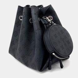 Pre Owned حقيبة لوي فيتون ماهينا بيلا من الجلد الأسود