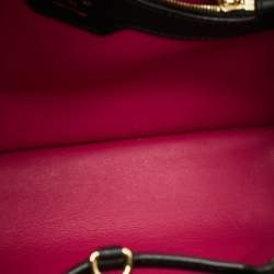 مملوكة مسبقًا حقيبة لوي فيتون كابوسين جلد رمادي متوسط الحجم