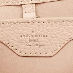 مملوكة مسبقًا حقيبة لويس فيتون كابوسين بيثون جلد أزرق بحري/بيج بي بي