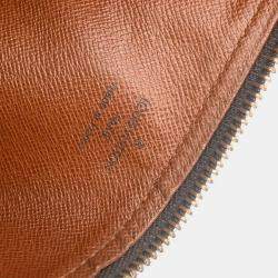 Pre Owned Louis Vuitton Monogram Papillon 26 Handbag