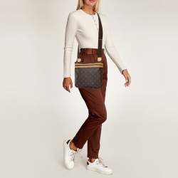 Pre Owned Louis Vuitton Pochette Bosphore Monogram Canvas Shoulder Bag