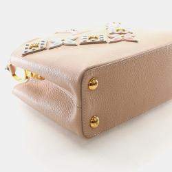 مملوكة مسبقًا Louis Vuitton Studded Taurillon Capucines BB