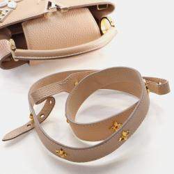 مملوكة مسبقًا Louis Vuitton Studded Taurillon Capucines BB