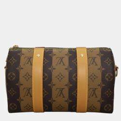 مملوكة مسبقًا حقيبة لوي فيتون x نيغو قماش مغلف بني مونوغرام مخطط سيتي كيپول GHW