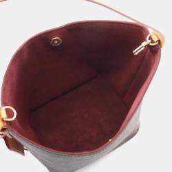 مملوكة مسبقًا حقيبة لوي فيتون أول إن بي بي قماش مغلف وجلد مونوغرام بني