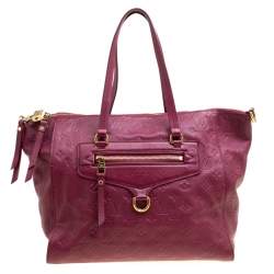We ❤️ Louis! Stunning Louis Vuitton Handbag! Pm us for pricing