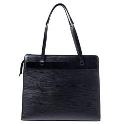 Louis Vuitton black epi leather CROISETTE PM