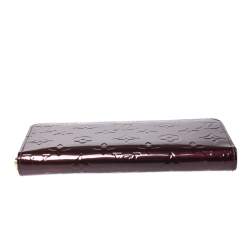 مملوكة مسب�قًا Louis Vuitton Rouge Fauviste Monogram Vernis Zippy Wallet