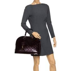 مملوكة مسبقًا حقيبة لوي فيتون ألما فيرنيه أمارنت مونوغرامي GM