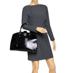 مملوكة مسبقًا Louis Vuitton Black Electric Epi Leather Pont Neuf GM Bag