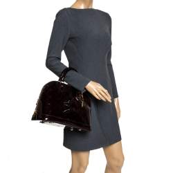 مملوكة مسبقًا Louis Vuitton Amarante Monogram Vernis Leather Alma PM Bag