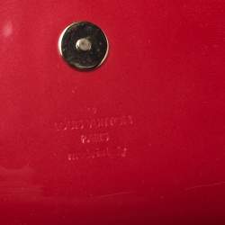 Pre Owned Louis Vuitton Rouge Grenadine Vernis Sobe Clutch