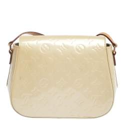 مملوكة مسبقًا Louis Vuitton Blanc Corail Monogram Vernis Bellflower PM Bag