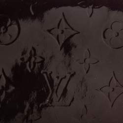 مملوكة مسبقًا Louis Vuitton Amarante Monogram Vernis Zip Around Wallet