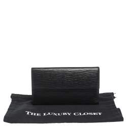 مملوكة مسبقًا Louis Vuitton Black Epi Leather  Porte Tresor International Wallet