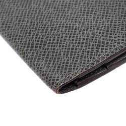 Louis Vuitton Grey Taiga Leather Brazza Wallet