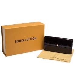 Pre Owned Louis Vuitton Amarante Monogram Vernis Sarah Wallet