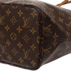 Louis Vuitton Monogram Canvas Neverfull MM Bag