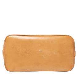 مملوكة مسبقًا  حقيبة لوي فيتون ألما كانفاس مونوغرامي صغيرة