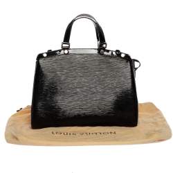 مملوكة مسبقًا حقيبة لوي فيتون "بريا إم إم" جلد إيبي أسود إليكتريك