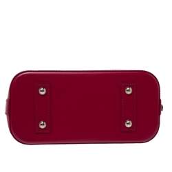 مملوكة مسبقًا حقيبة لوي فيتون "ألما بي بي" جلد إيبي أحمر 