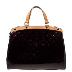 مملوكة مسبقًا حقيبة لوي فيتون "بريا جي إم" جلد لامع مونوغرامي عنابي