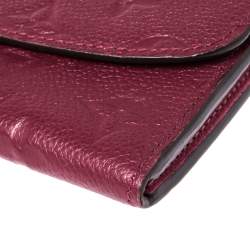 مملوكة مسبقًا محفظة لوي فيتون "ايميلي" جلد مطبوع مونوغرامي عنابي