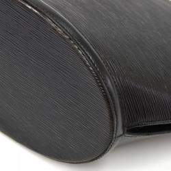 مملوكة مسبقًا Louis Vuitton Black Epi Leather Saint Jacques GM Bag