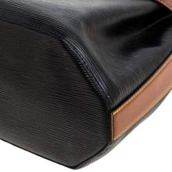 Pre Owned Louis Vuitton Black Epi Leather Twist Bucket Bag