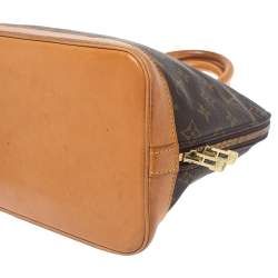 ممل�وكة مسبقًا Louis Vuitton Monogram Canvas Alma PM Bag