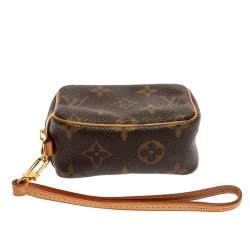 Pre Owned Louis Vuitton Monogram Canvas Wapity Pouch