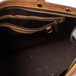 مملوكة مسبقًا حقيبة يد لوي فيتون بريه فرنيه مونوغرامي عنابية متوسطة