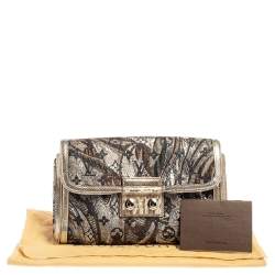 مملوكة مسبقًا حقيبة كلتش لوي فيتون ثاليا كارونغ و زركشة فضي مونوغرامي