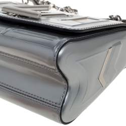 مملوكة مسبقًا Louis Vuitton Grey Leather Space Argent Twist PM Bag