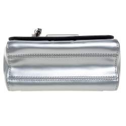 مملوكة مسبقًا Louis Vuitton Grey Leather Space Argent Twist PM Bag