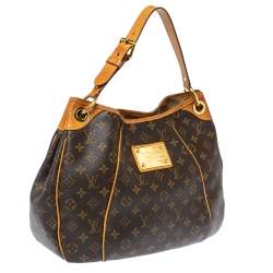 مملوكة مسبقًا حقيبة لوي فيتون غاليرا كانفاس مونوغرامية PM