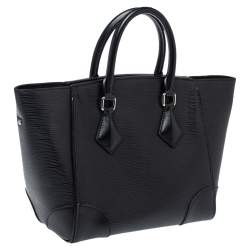 مملوك�ة مسبقًا Louis Vuitton Black Epi Leather Phenix PM Bag