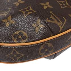 مملوكة مسبقًا Louis Vuitton Monogram Canvas Croissant PM Bag
