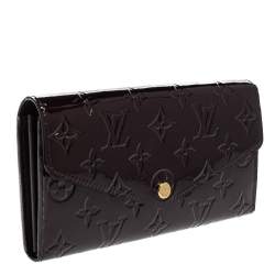 Pre Owned Louis Vuitton Amarante Monogram Vernis Sarah Wallet
