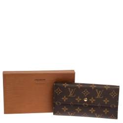 مملوكة مسبقًا Louis Vuitton Monogram Canvas Porte-Tresor International Wallet