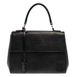 مملوكة مسبقًا Louis Vuitton Black Epi Leather Cluny BB Bag